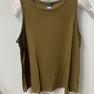 Old navy small top